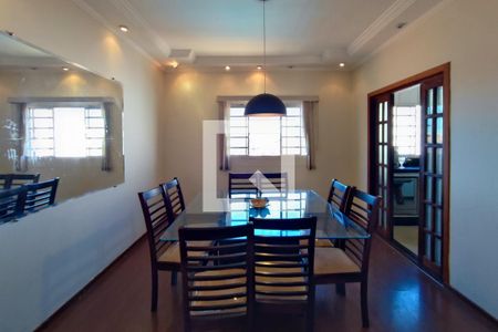 Sala de Jantar de casa para alugar com 4 quartos, 300m² em Jardim Itatiaia, Campinas