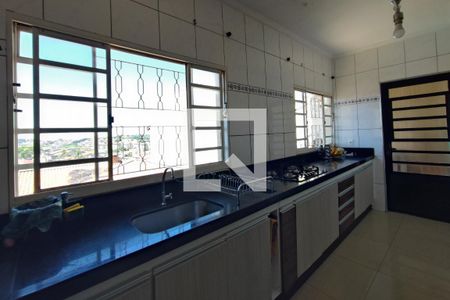Cozinha de casa à venda com 4 quartos, 300m² em Jardim Itatiaia, Campinas