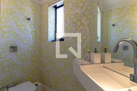 Lavabo de apartamento para alugar com 1 quarto, 88m² em Vila Uberabinha, São Paulo