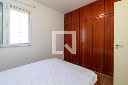 Quarto de apartamento à venda com 1 quarto, 50m² em Vila Congonhas, São Paulo