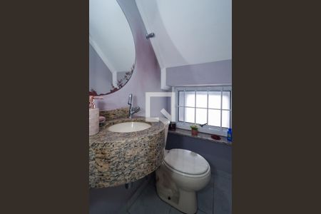 Lavabo de casa à venda com 3 quartos, 145m² em Jardim Monte Kemel, São Paulo