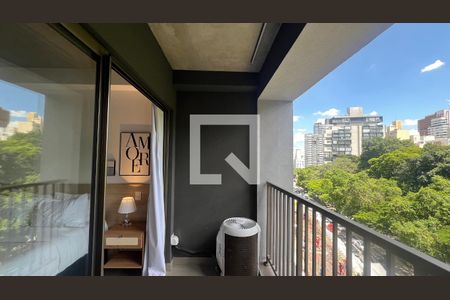 Varanda de kitnet/studio à venda com 1 quarto, 23m² em Cerqueira César, São Paulo