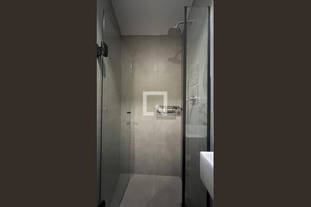 Banheiro de kitnet/studio à venda com 1 quarto, 23m² em Cerqueira César, São Paulo