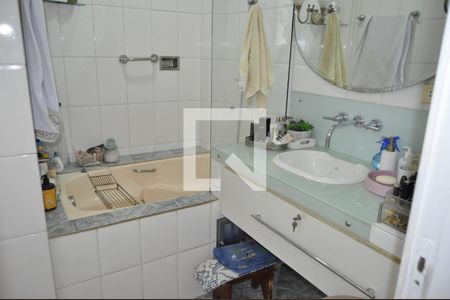Banheiro de apartamento à venda com 2 quartos, 60m² em Méier, Rio de Janeiro