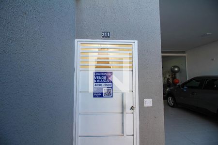 Placa  de apartamento para alugar com 2 quartos, 28m² em Vila Formosa, São Paulo