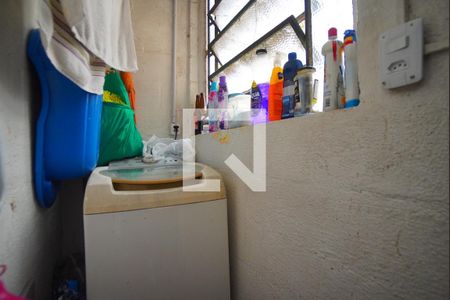 Área de Serviço de apartamento à venda com 2 quartos, 43m² em Rubem Berta, Porto Alegre