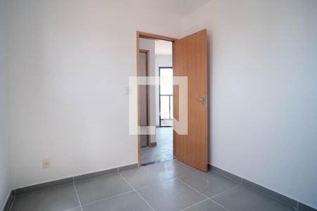 Quarto 1 de apartamento para alugar com 2 quartos, 39m² em Vila Guilhermina, São Paulo