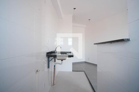 Sala/Cozinha de apartamento para alugar com 2 quartos, 39m² em Vila Guilhermina, São Paulo