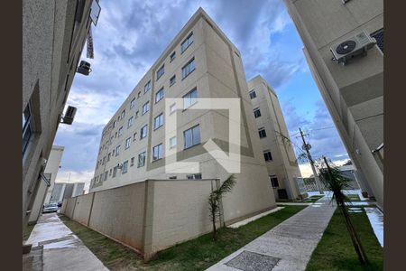 Fachada do bloco de apartamento à venda com 2 quartos, 45m² em Santos Dumont, São Leopoldo