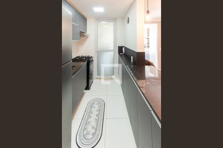 Cozinha de apartamento à venda com 3 quartos, 77m² em Vila Mazzei, São Paulo
