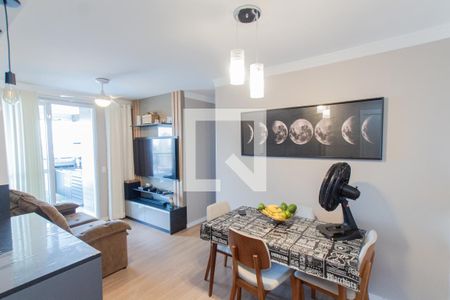 Sala   de apartamento à venda com 3 quartos, 77m² em Vila Mazzei, São Paulo