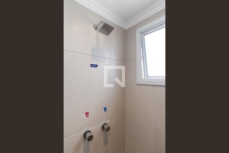 Banheiro de apartamento à venda com 3 quartos, 77m² em Vila Mazzei, São Paulo