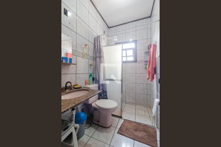 Banheiro de casa à venda com 2 quartos, 700m² em Camaquã, Porto Alegre