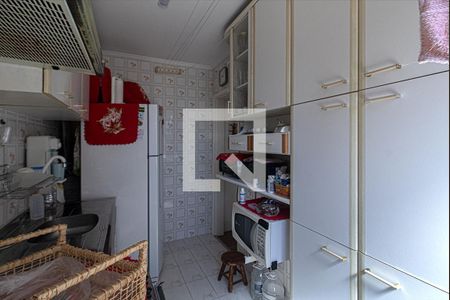 Cozinha de apartamento para alugar com 2 quartos, 64m² em Vila Vermelha, São Paulo