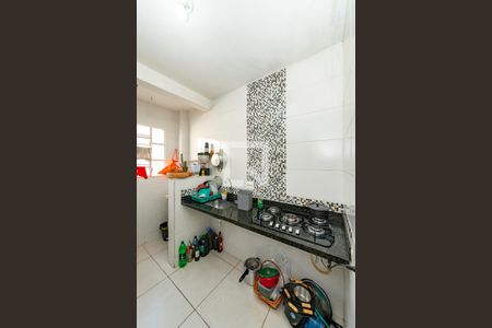 Cozinha de apartamento à venda com 3 quartos, 45m² em Salgado Filho, Belo Horizonte