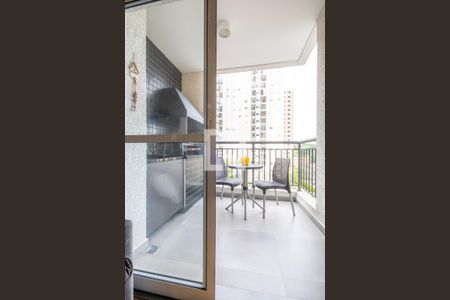 Sacada de apartamento para alugar com 2 quartos, 53m² em City Bussocaba, Osasco