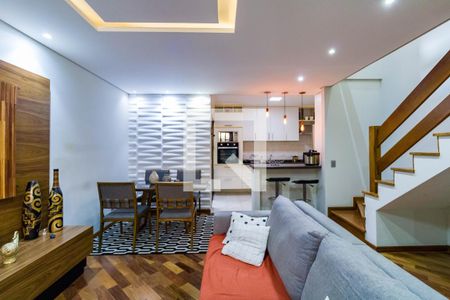 Sala de casa de condomínio para alugar com 3 quartos, 120m² em Vila Pirajussara, São Paulo
