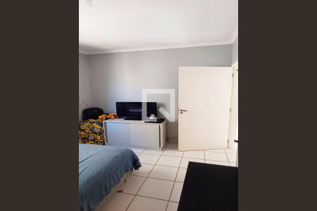 Quarto 1 de apartamento para alugar com 2 quartos, 48m² em Serraria, São José