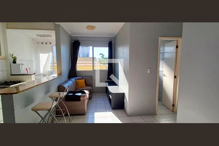 Sala de apartamento para alugar com 2 quartos, 48m² em Serraria, São José