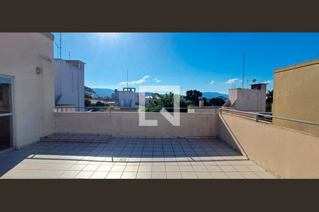 Área comum de apartamento para alugar com 2 quartos, 48m² em Serraria, São José