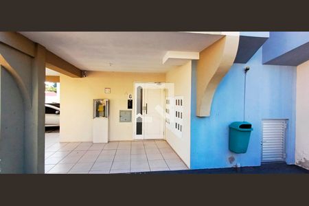 Área comum de apartamento para alugar com 2 quartos, 48m² em Serraria, São José