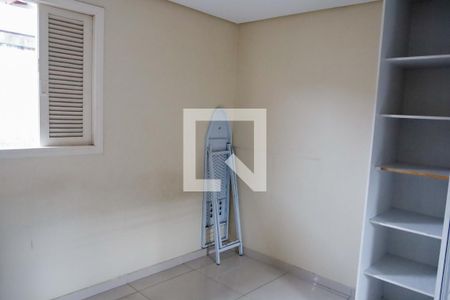 Quarto 2 de casa à venda com 3 quartos, 120m² em Conj Res Morro Farol, Osasco