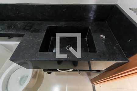 Banheiro de apartamento para alugar com 1 quarto, 24m² em Belenzinho, São Paulo