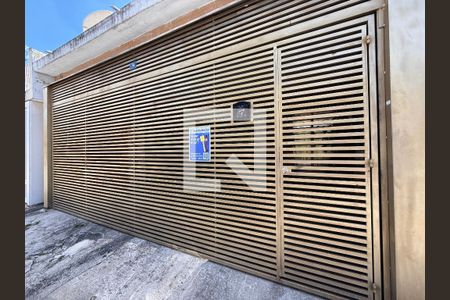 Fachada de casa à venda com 2 quartos, 119m² em Vila Itapegica, Guarulhos