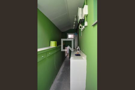Área de serviço de casa à venda com 3 quartos, 341m² em Cristal, Porto Alegre