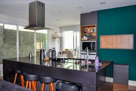 Cozinha de casa à venda com 3 quartos, 341m² em Cristal, Porto Alegre