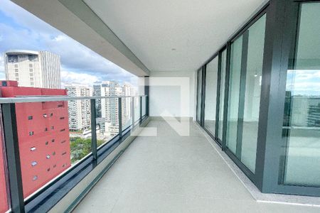 Varanda de apartamento à venda com 4 quartos, 230m² em Pinheiros, São Paulo