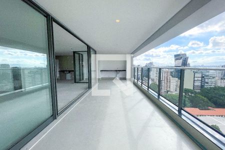 Varanda de apartamento à venda com 4 quartos, 230m² em Pinheiros, São Paulo