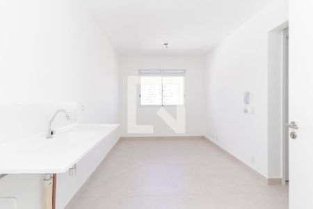 Sala/Cozinha de apartamento para alugar com 2 quartos, 32m² em Colônia (zona Leste), São Paulo