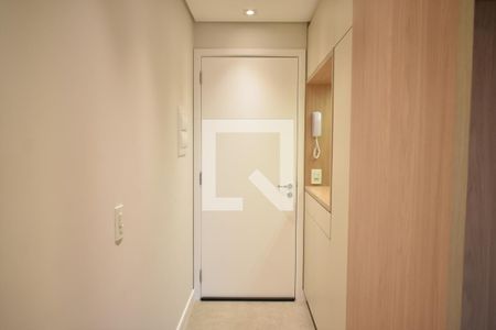 Hall de entrada (ap) de apartamento para alugar com 2 quartos, 65m² em Mirandópolis, São Paulo