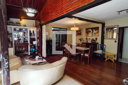 Sala de casa de condomínio à venda com 4 quartos, 259m² em Anil, Rio de Janeiro