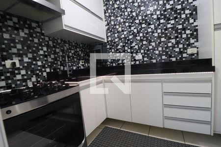 Cozinha de apartamento à venda com 2 quartos, 60m² em Vila Leopoldina, Santo André