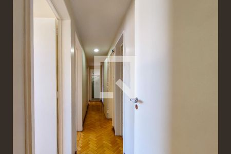 Corredor de apartamento para alugar com 3 quartos, 107m² em Tijuca, Rio de Janeiro