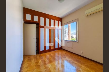 Quarto 1 de apartamento para alugar com 3 quartos, 107m² em Tijuca, Rio de Janeiro