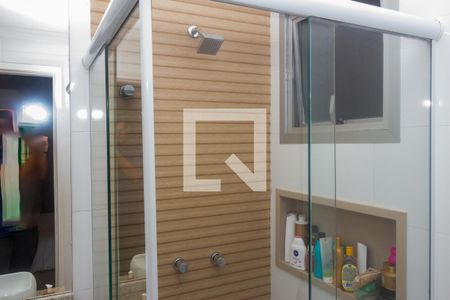 Banheiro da Suíte de apartamento para alugar com 3 quartos, 71m² em Vila Santana, São Paulo