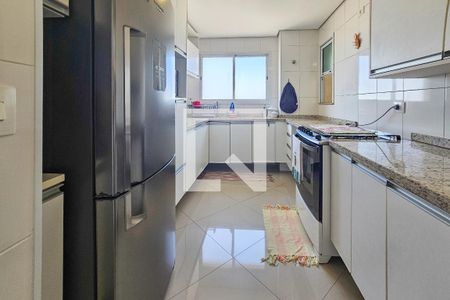 Cozinha  de apartamento para alugar com 3 quartos, 110m² em Barra Funda, Guarujá