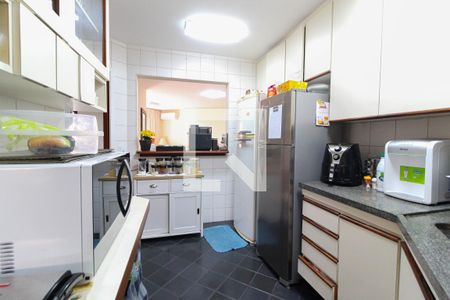 Cozinha de apartamento à venda com 3 quartos, 122m² em Indianópolis, São Paulo