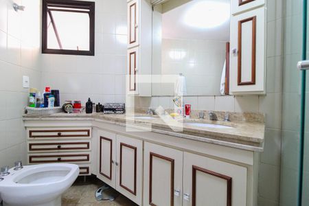 Banheiro da Suíte de apartamento à venda com 3 quartos, 122m² em Indianópolis, São Paulo