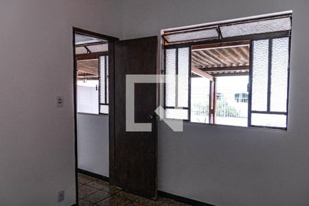 Casa 2 - Quarto de casa à venda com 4 quartos, 240m² em Dom Bosco, Belo Horizonte