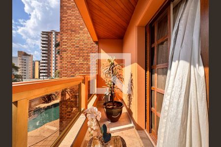 Sacada suíte master  de apartamento para alugar com 6 quartos, 492m² em Vila Bastos, Santo André