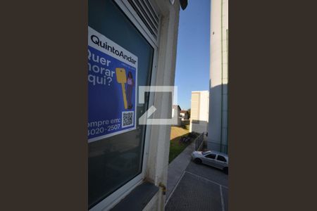 Placa instalada de apartamento para alugar com 2 quartos, 44m² em Guaratiba, Rio de Janeiro