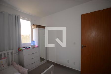 Quarto 1 de apartamento para alugar com 2 quartos, 44m² em Guaratiba, Rio de Janeiro