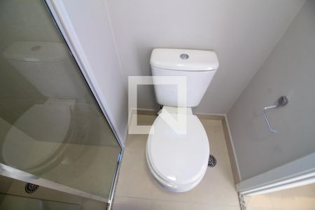 Banheiro das Suítes Americanas 1 e 2  de apartamento para alugar com 3 quartos, 91m² em Jardim das Acacias, São Paulo