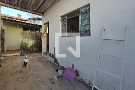 Quintal de casa à venda com 2 quartos, 250m² em Vila Mimosa, Campinas
