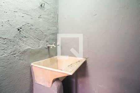 Área de Serviço de casa para alugar com 2 quartos, 60m² em Vila Santa Isabel, São Paulo