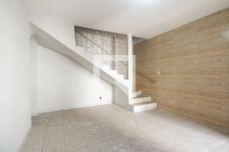 Sala de casa para alugar com 2 quartos, 60m² em Vila Santa Isabel, São Paulo